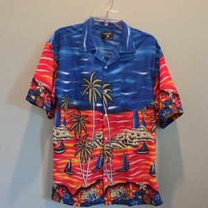 Bahamas Shirt Company Blue and Red Tropical Themed Men's Large Shirt